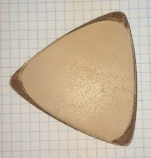 Мозеръ P502 Медиатор кожаный для балалайки контрабас, треугольный, 2х слойный.